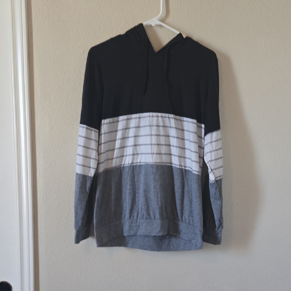 Womens Black, White & Gray Hooded Pullover Sweater